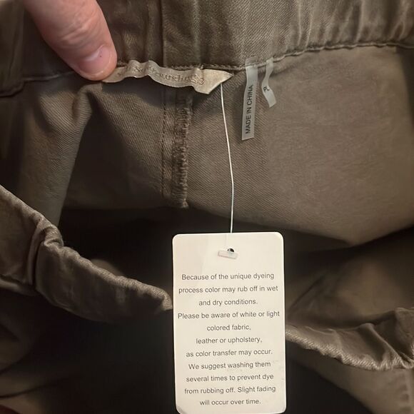 Soft Surroundings Distressed Green Pull-On Pants Contemporary Casual Boho - Picture 11 of 13